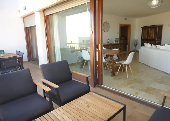 Lomas De Monteros - With Seaviews マルベーリャ